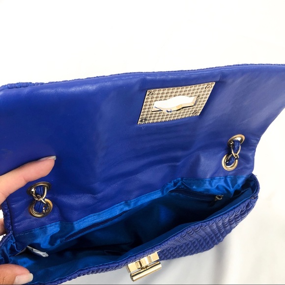 Royal blue purse - Picture 4 of 8